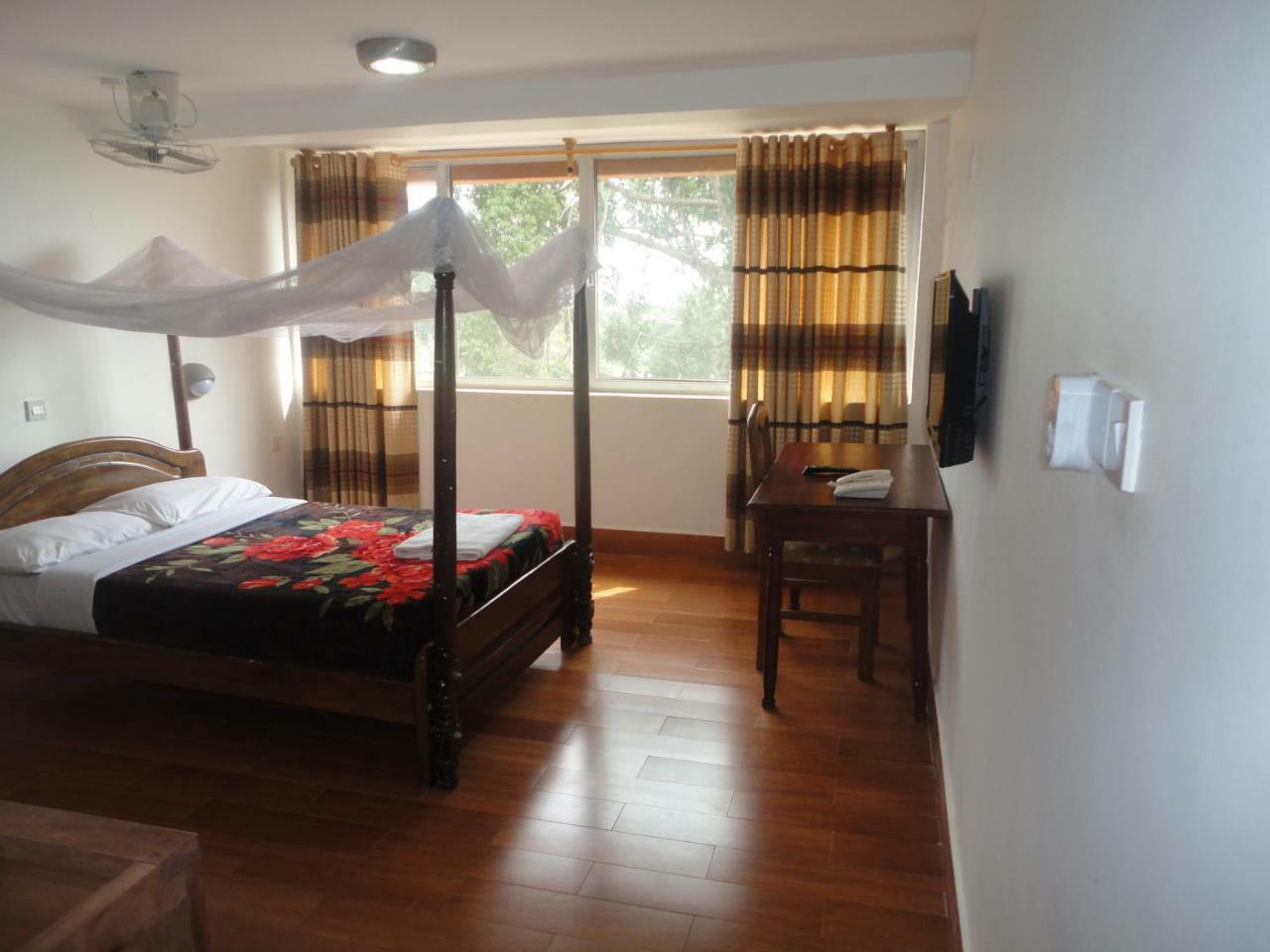 Entebbe Flights Motel المظهر الخارجي الصورة